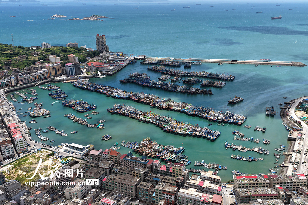 福建福州：漁船回港躲避台風【2】