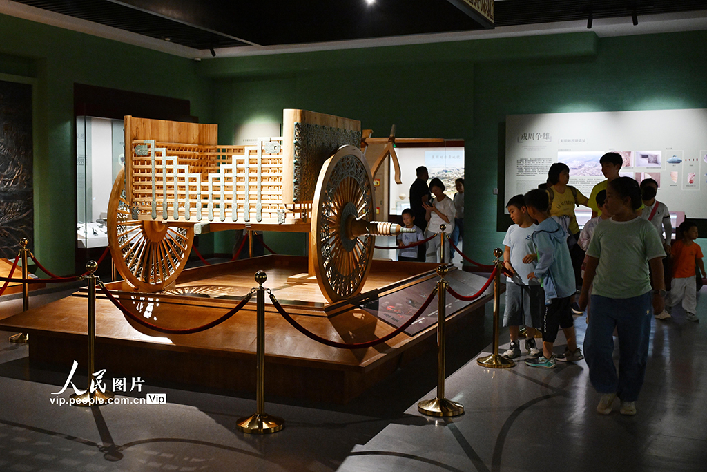 寧夏銀川：博物館迎來參觀熱【3】