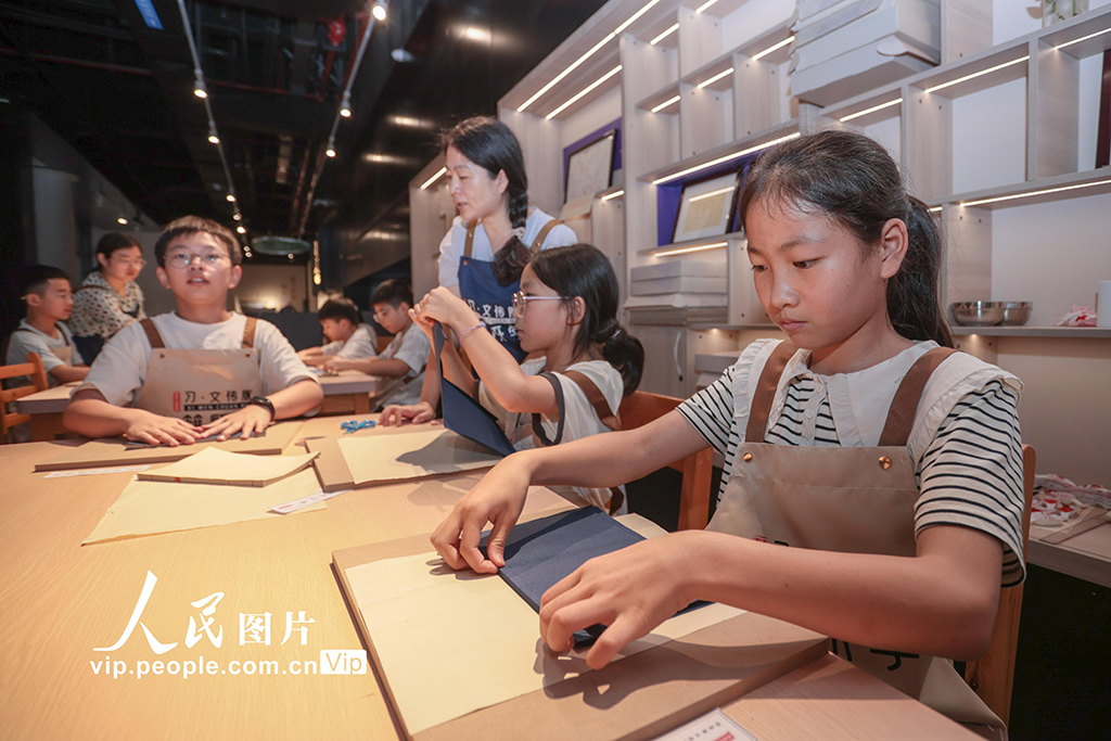 四川遂宁:暑期研学 体验古籍修复【7】