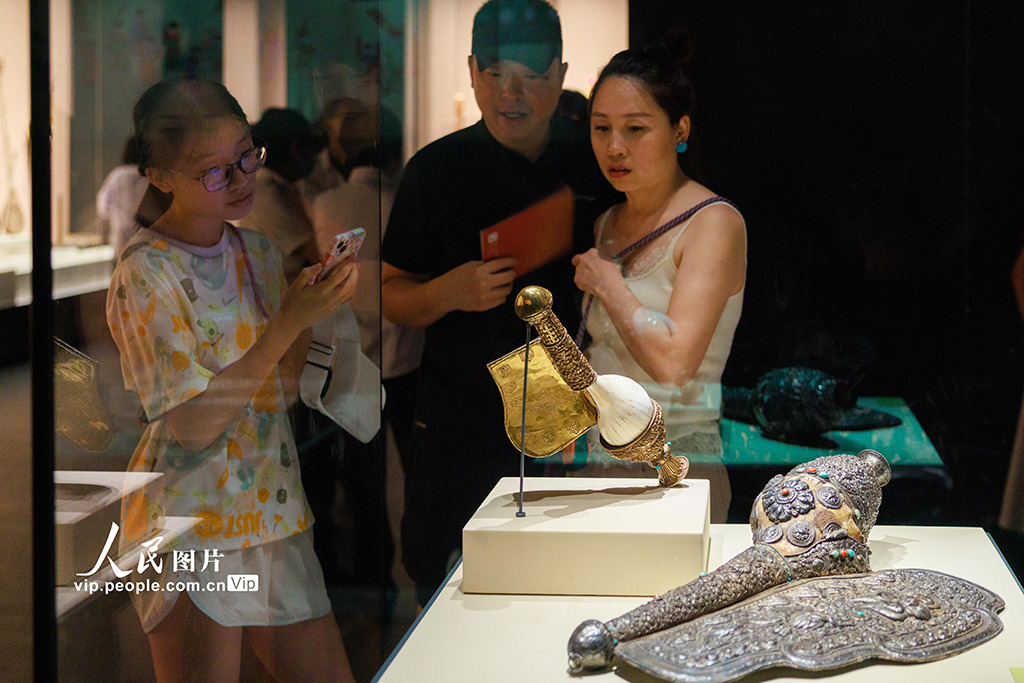 新疆乌鲁木齐：博物馆迎来参观热【5】