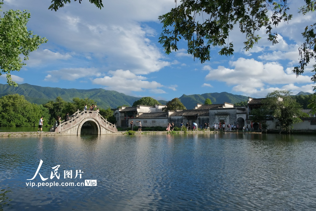 安徽黟县：水墨宏村景色宜人【4】