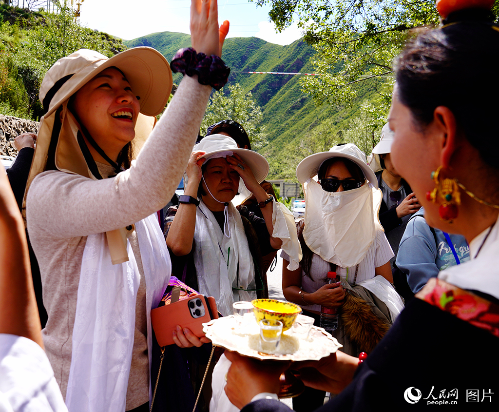 第十三屆三江源生態文化旅游季在青海玉樹州稱多縣舉行【3】