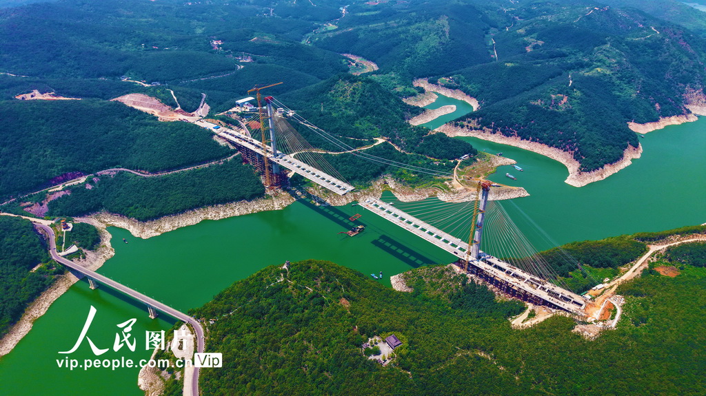 河南淅川:渑淅高速建设有序推进【3】
