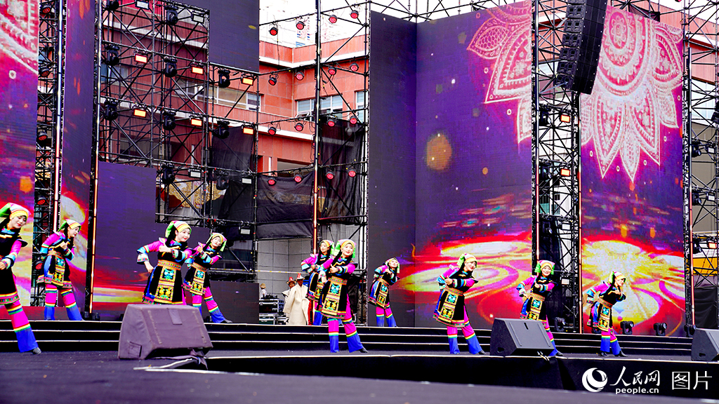 2025年藏族服饰文化艺术节盛大启幕【5】