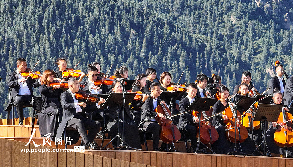 祁連山交響音樂會在山丹馬場奏響【4】