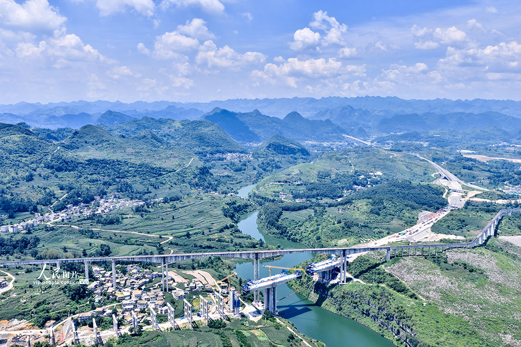 沪昆高速扩容工程安盘段山区智慧梁场完成全部T梁预制任务【5】