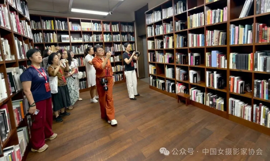 學員參觀影上書房。