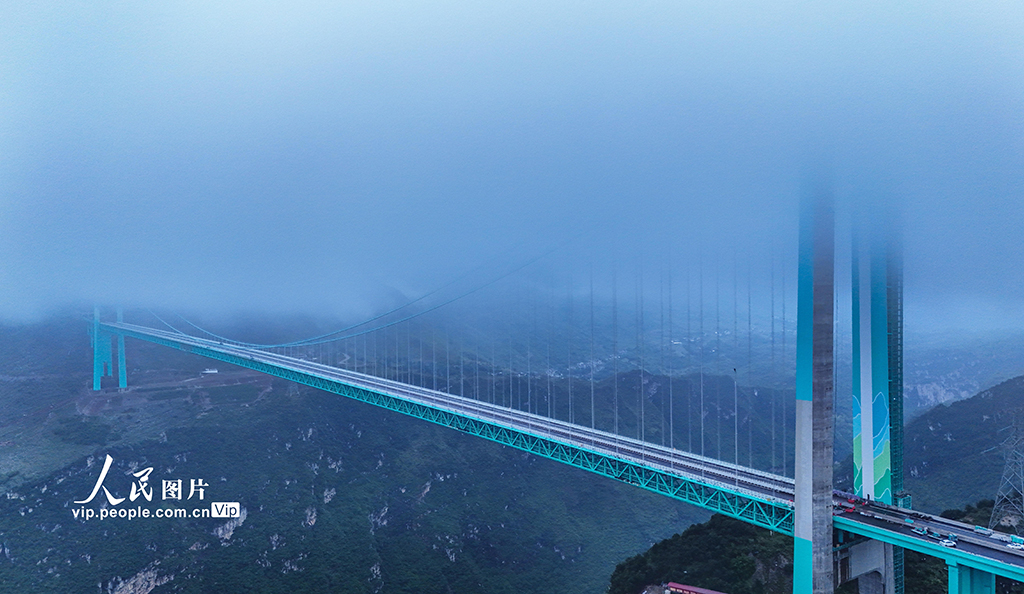 貴州：花江峽谷大橋進行荷載試驗【2】