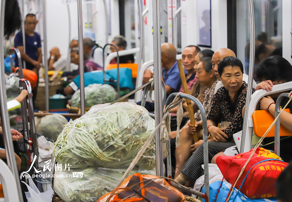 重慶：“背簍專線”惠民生【5】