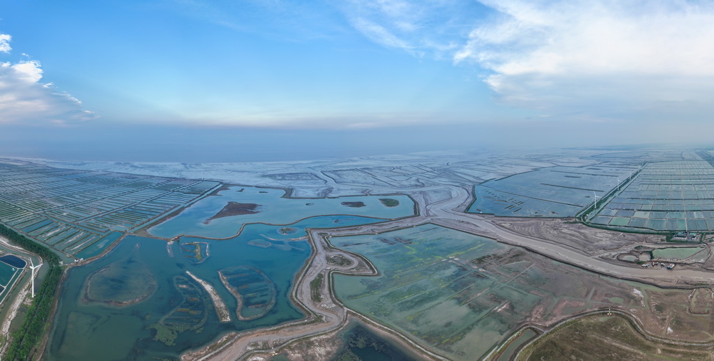 8月25日拍摄的川水湾(无人机照片)。