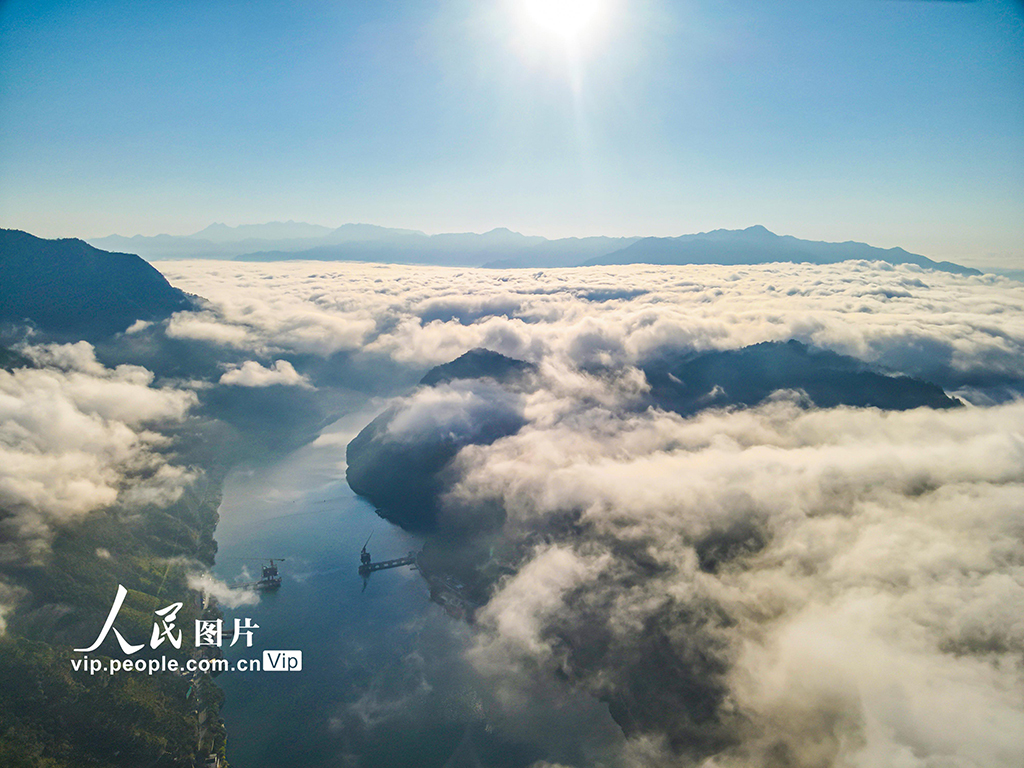 安徽歙縣：新安江畔初秋晨韻【2】