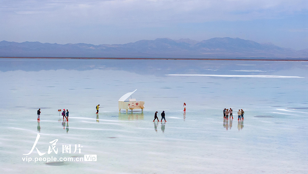 青海烏蘭：鹽湖美景醉游人【7】