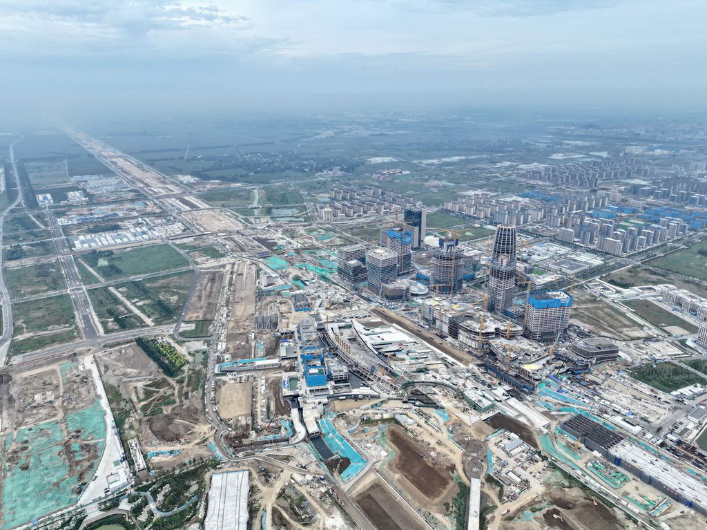 雄忻高鐵雄安地下段建設現場(9月12日攝,無人機照片)。