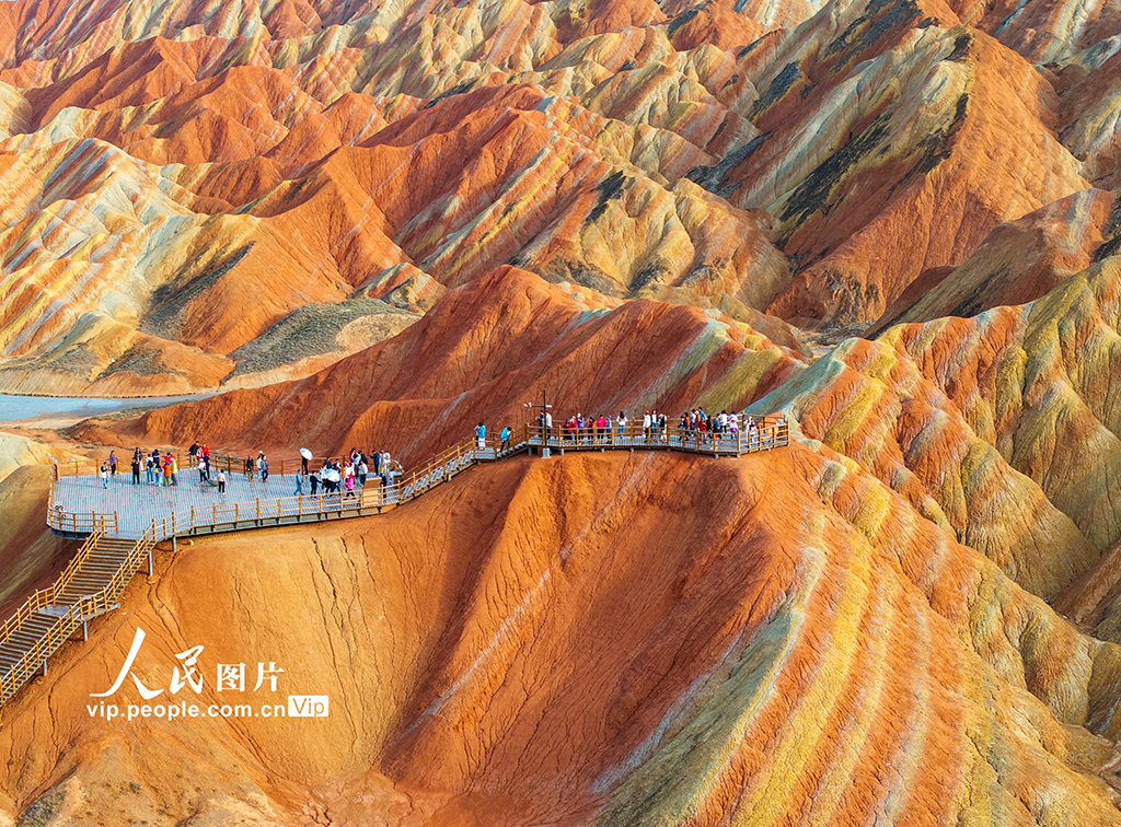 甘肅張掖：七彩丹霞迎客來【3】