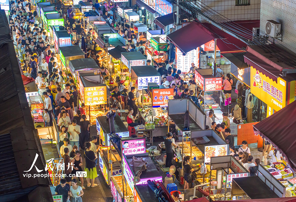 广西南宁：夜市人气旺【4】