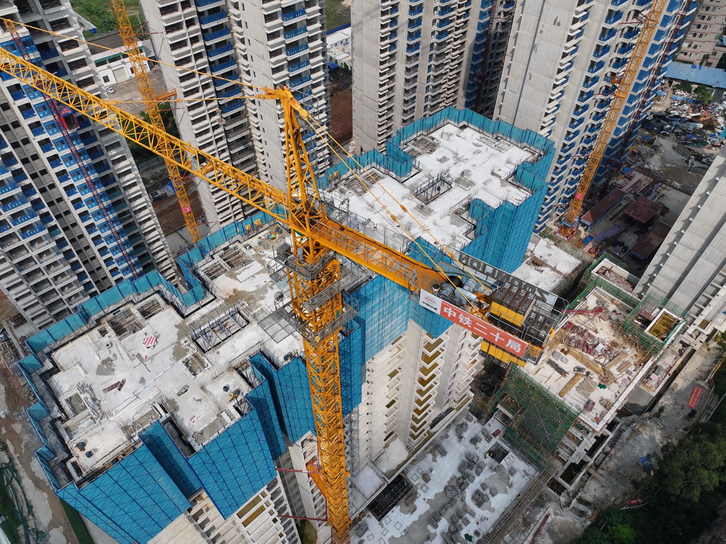 10月9日拍攝的南寧市雞村城中村改造項目建設現場（無人機照片）。