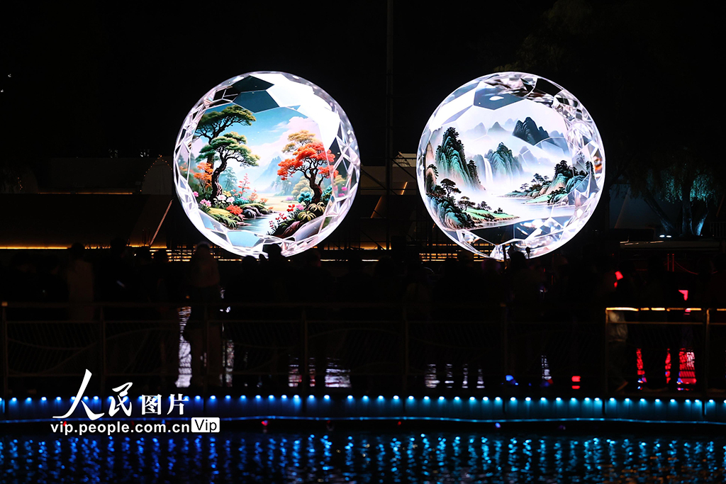 2025北京朝阳国际灯光消费季打造沉浸式光影盛宴【3】