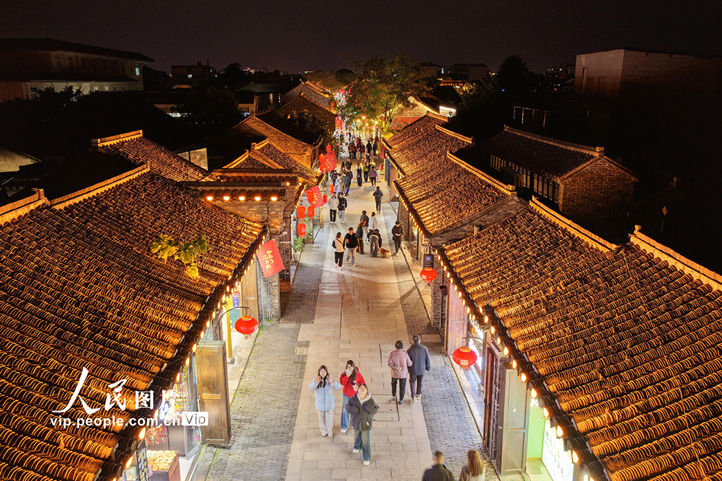江蘇揚州：“夜經濟”點亮古街【3】