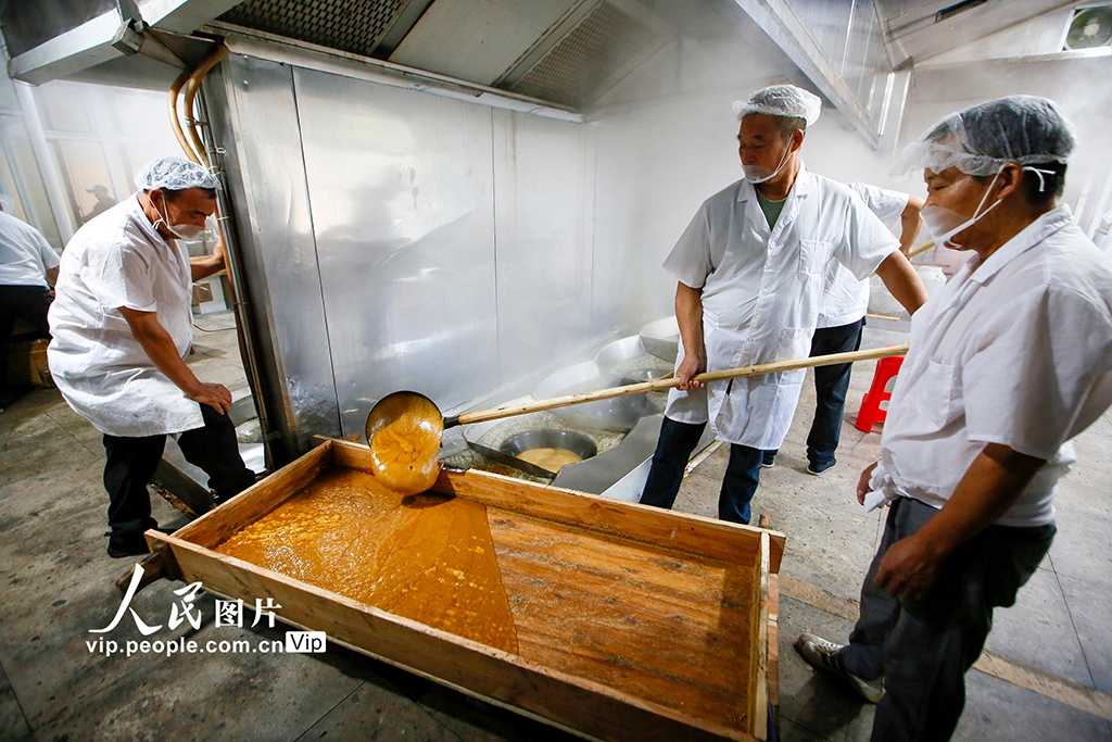 浙江温岭：古法熬糖甜蜜启幕【2】