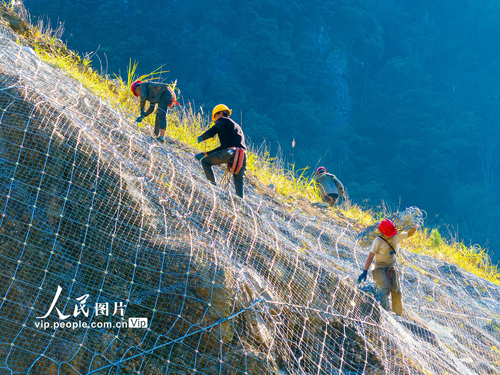 廣西金秀：安防工程建設正酣【2】