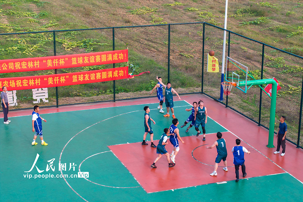 安徽無為：鄉村籃球賽“村味”十足【3】
