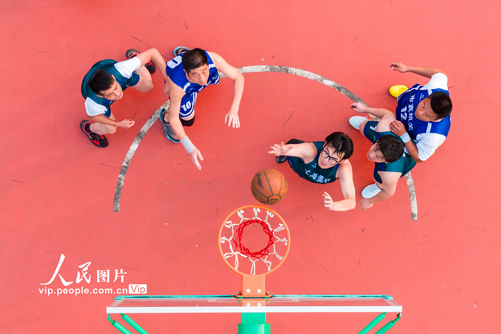 安徽無為：鄉村籃球賽“村味”十足【4】