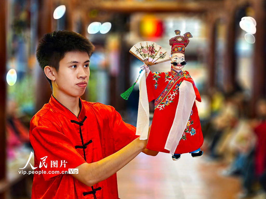 福建漳州:布袋木偶戲受關注【4】