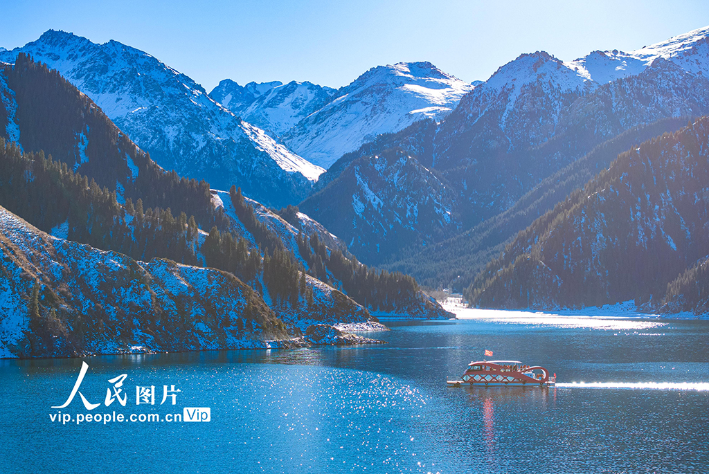 新疆昌吉：天山天池风景区宛如冰雪童话世界【6】