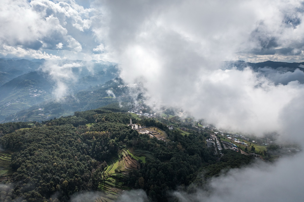 這是11月20日在雲南省保山市龍陵縣拍攝的鬆山戰役舊址（無人機照片）。