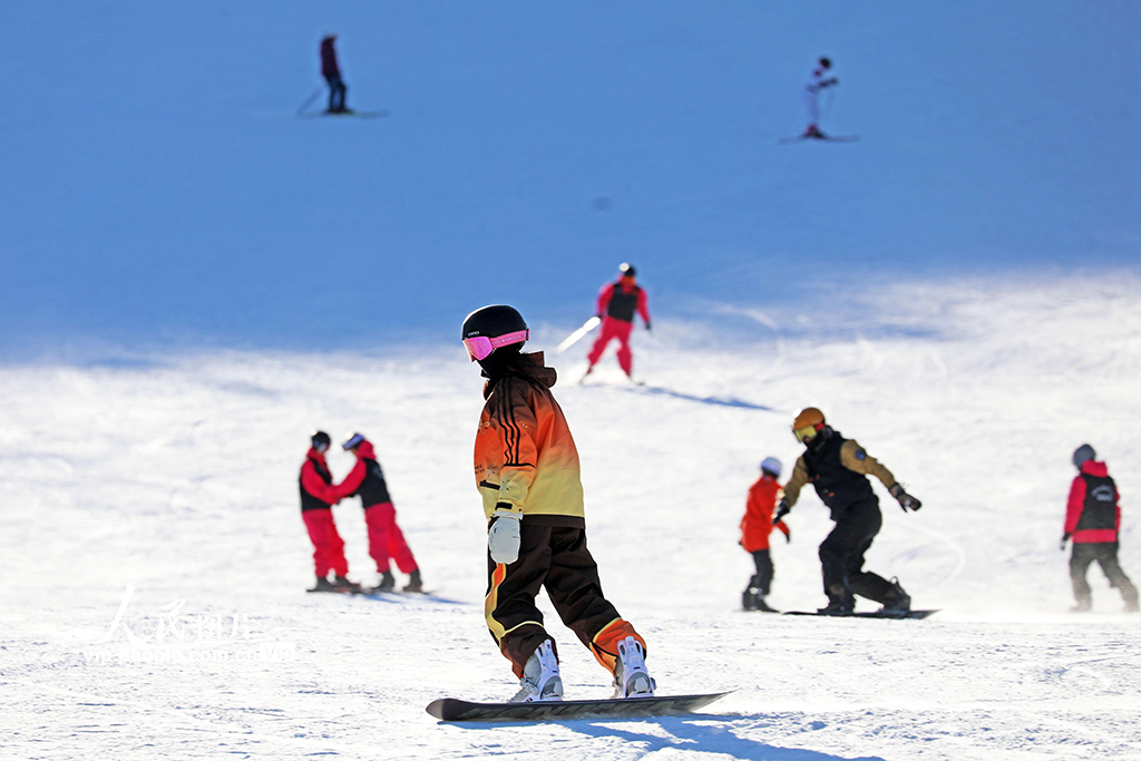 內蒙古扎蘭屯：樂享冰雪游【5】