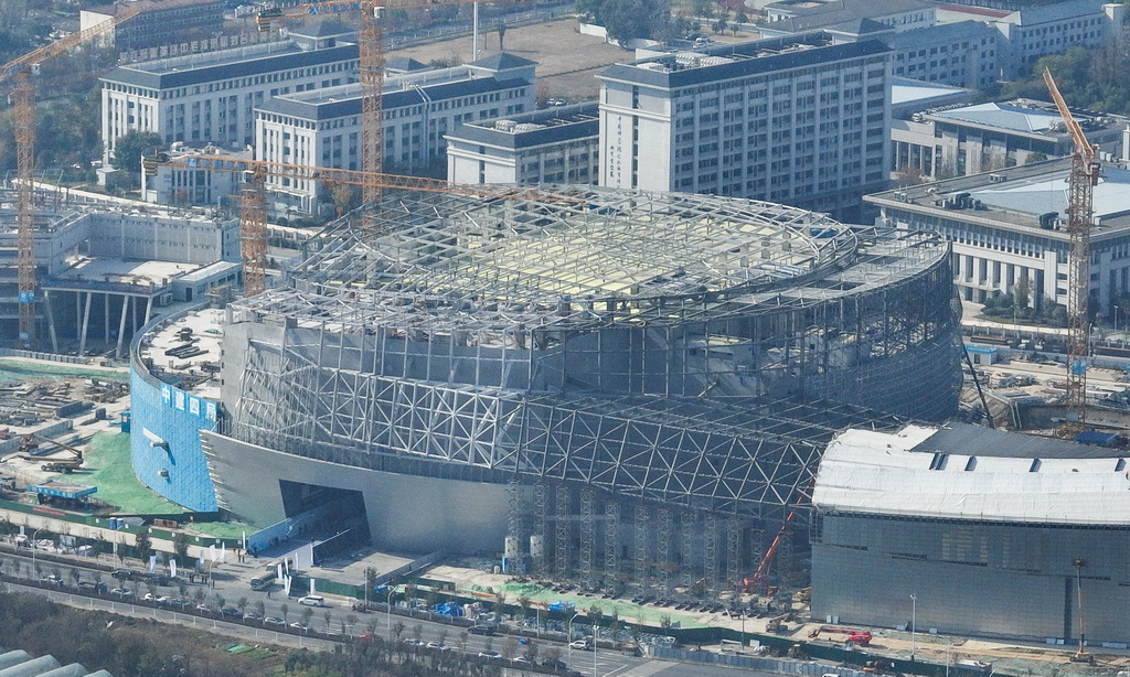 这是11月24日拍摄的紧凑型聚变能实验装置（BEST）建设现场（无人机照片）。