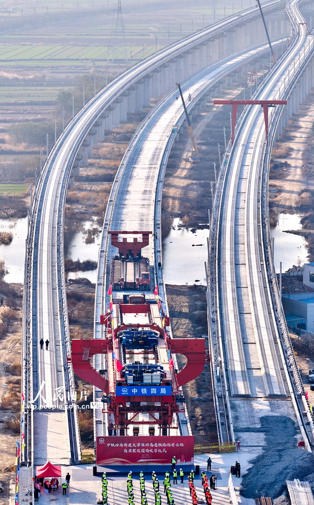 山東濱州：津濰高鐵站前七標圓滿完成911孔箱梁架設任務【3】