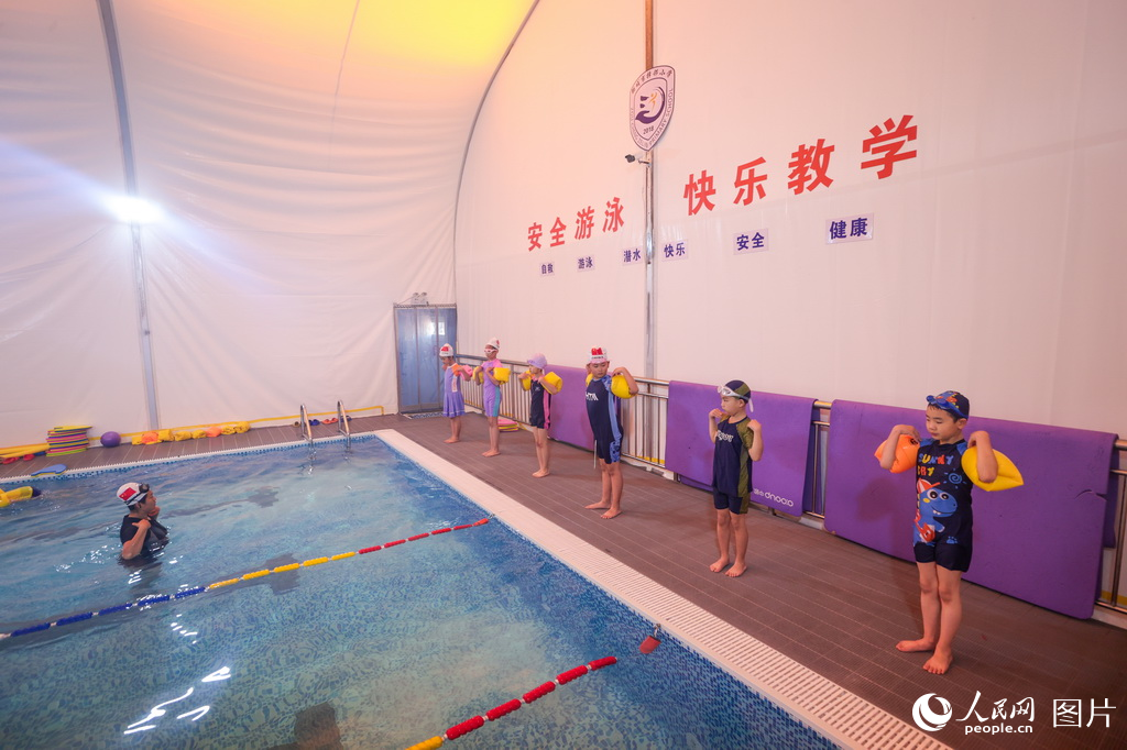 山东邹城：体教融合 打造防溺水教育体系