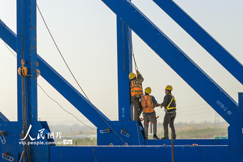 江苏宿迁：施工中的潍宿高铁跨京杭大运河特大桥【5】