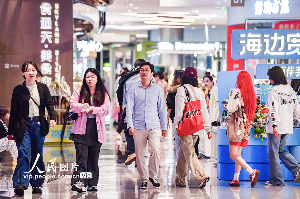 海南离岛免税新政实施首月 购物金额23.8亿元【2】