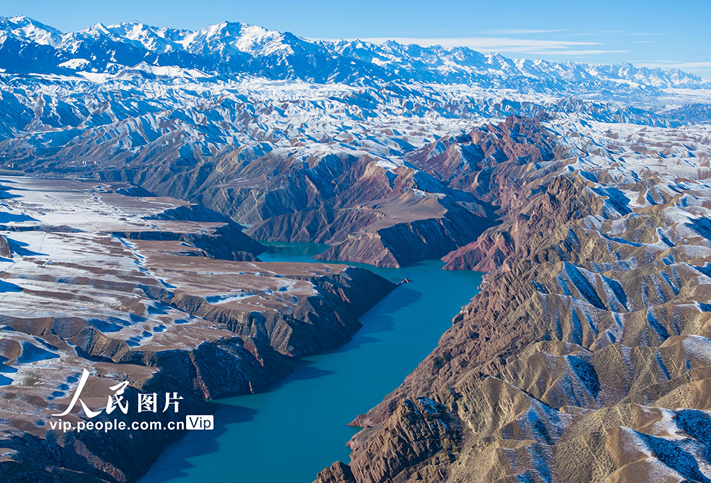 新疆玛纳斯：肯斯瓦特景区冬日美如画