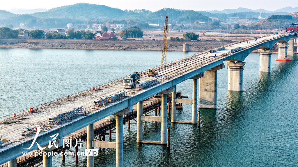 江西峡江:赣江仁和大桥建设忙【3】