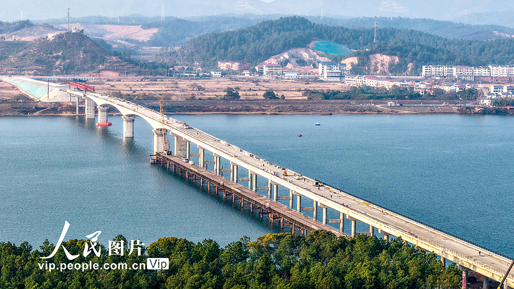江西峡江:赣江仁和大桥建设忙【4】