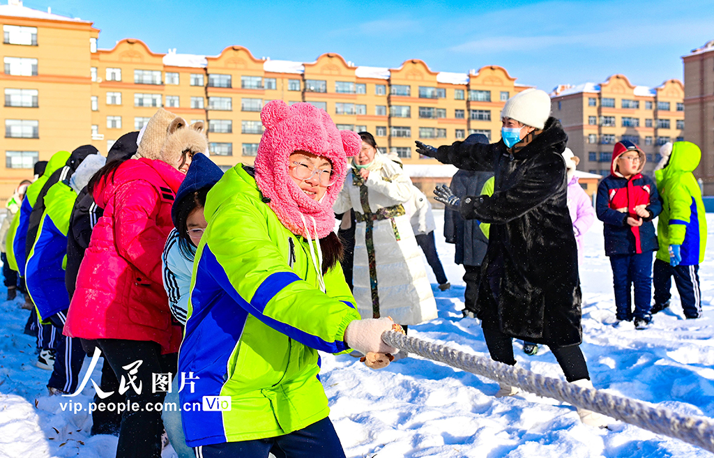 内蒙古呼伦贝尔：冰雪校园 美育童心【8】