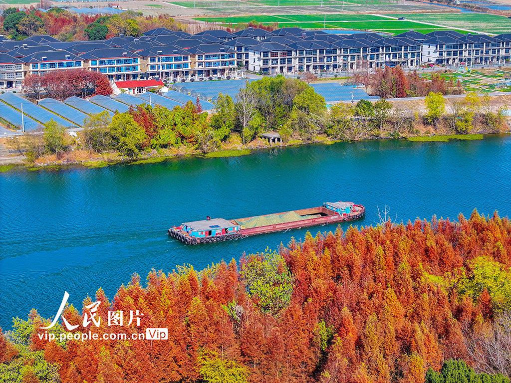 浙江长兴：西苕溪风景如画