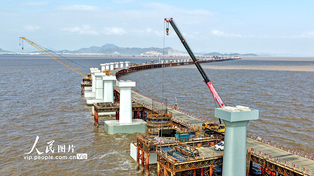 浙江临海:开足马力推进大桥建设【4】