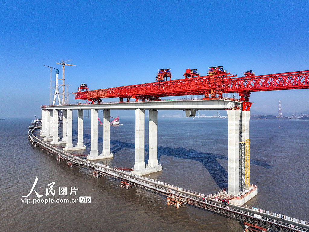 浙江舟山:青龙门大桥东引桥架设完成【4】