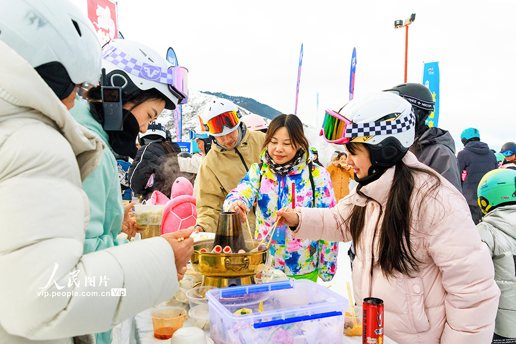 新疆烏魯木齊：冰雪活動精彩紛呈【5】