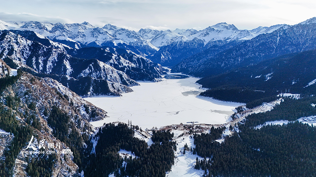 新疆阜康:天山天池冬景如画【2】