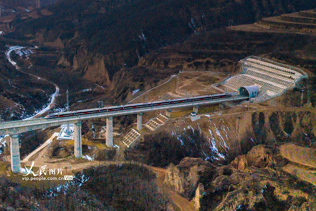 陝西:西延高鐵開通運營【2】