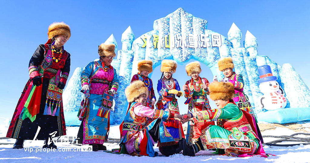 甘肃肃南：冰雪乐园欢声笑语迎新年【3】