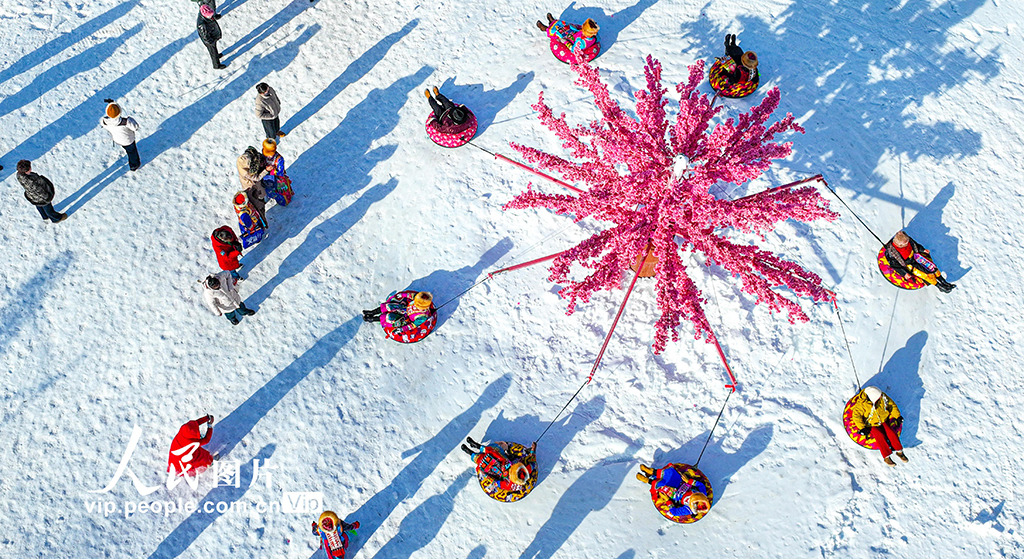 甘肃肃南:冰雪乐园欢声笑语迎新年【7】