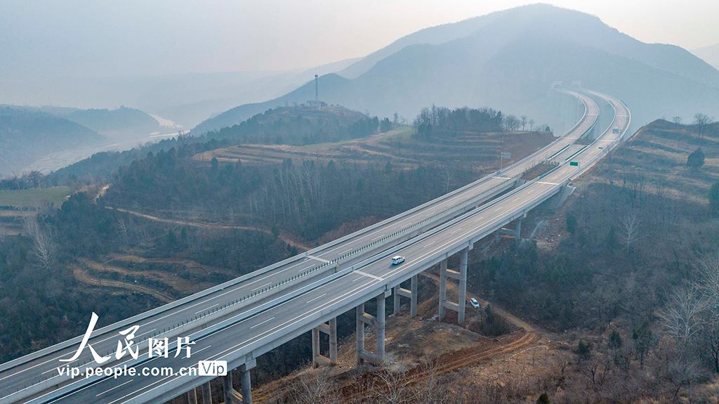 河南洛阳：济新高速公路正式通车【7】