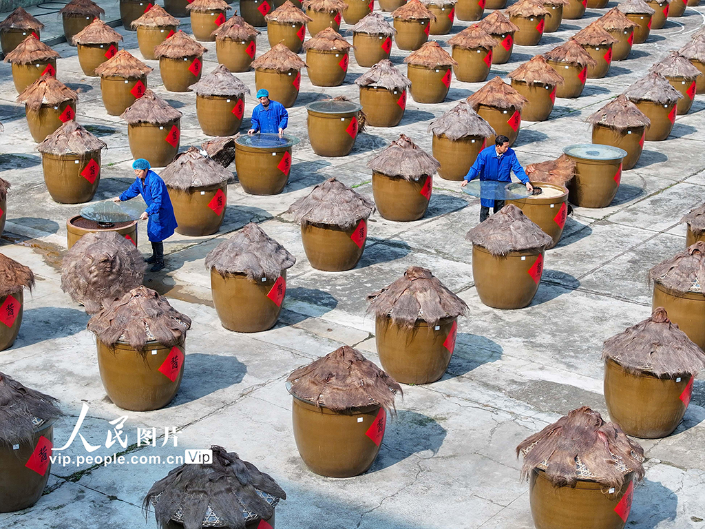 貴州開陽:古法醬油釀造忙【6】