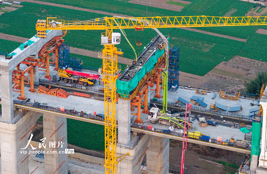 安徽樅陽：池州長江公鐵大橋施工正酣【6】
